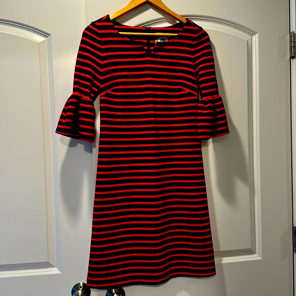 Elizabeth McKay bell sleeve dress! Never been worn!